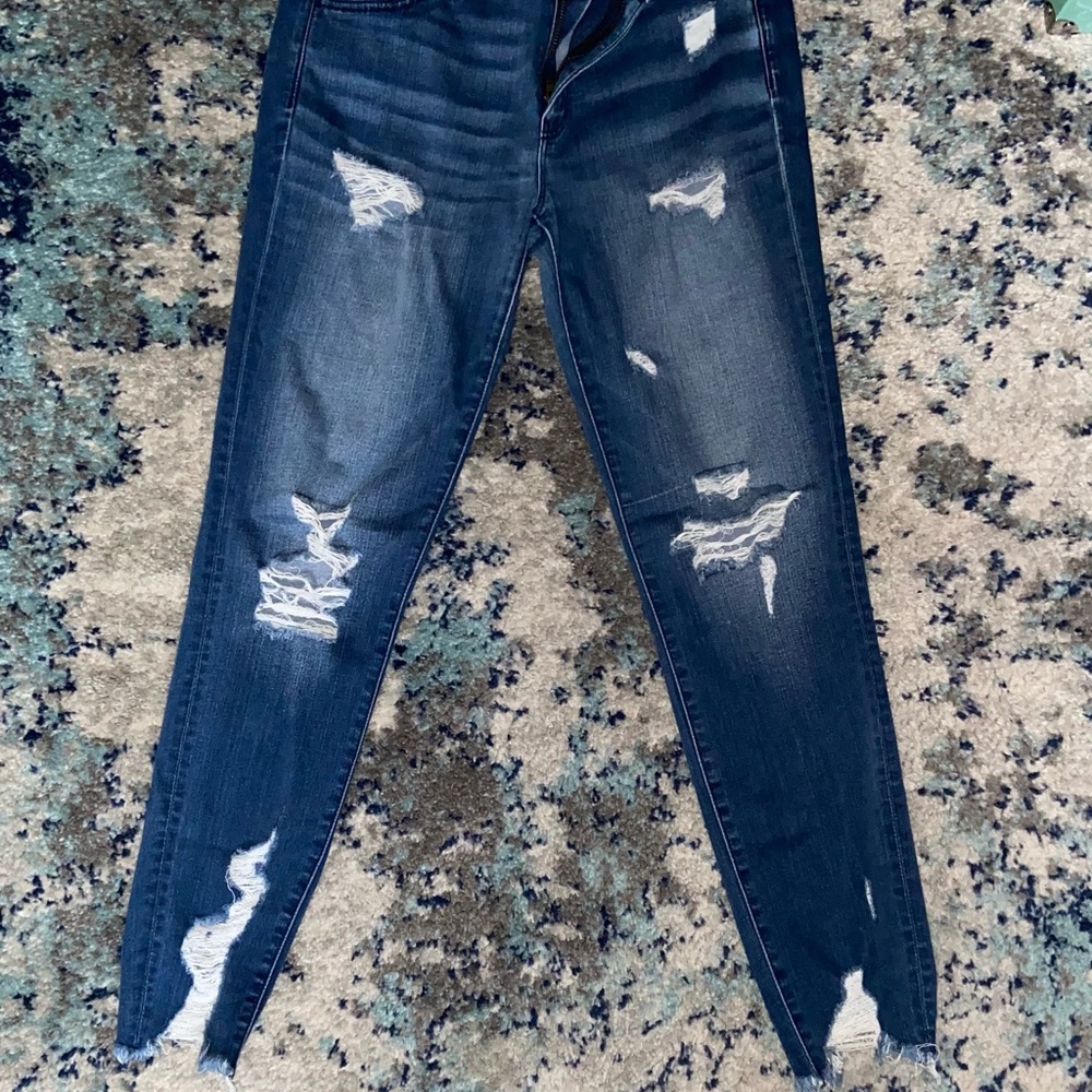 American Eagle distressed jeggings